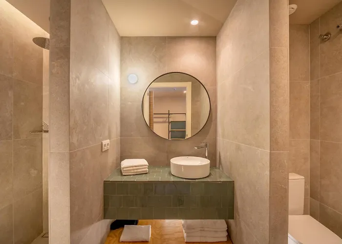 Aqua Hotel Bertran Park