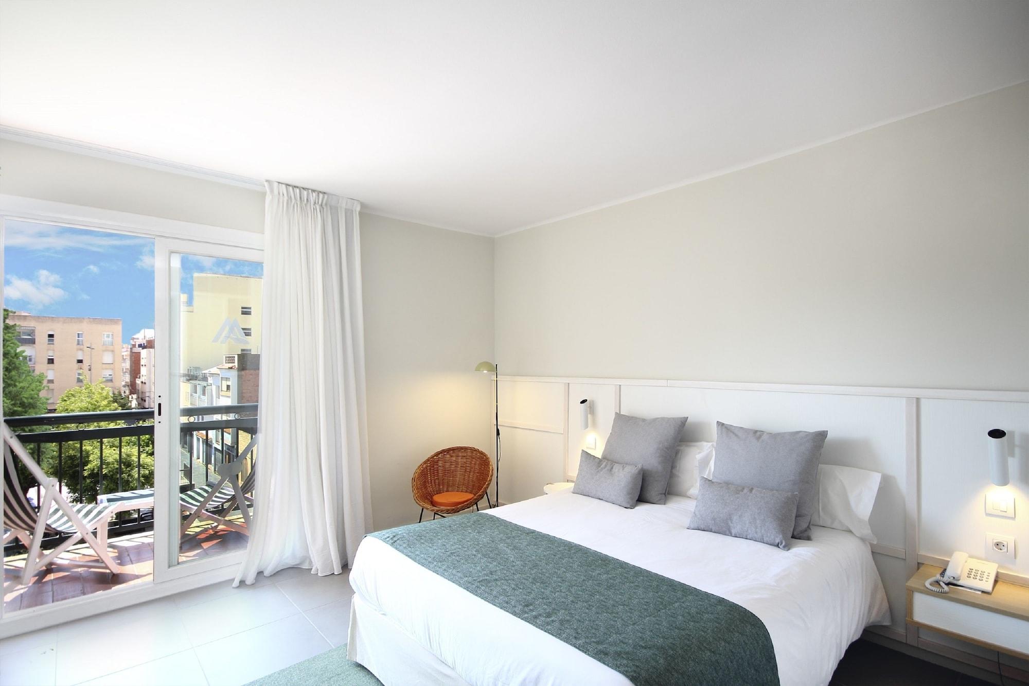 Hotel Aqua Bertran Park 4*