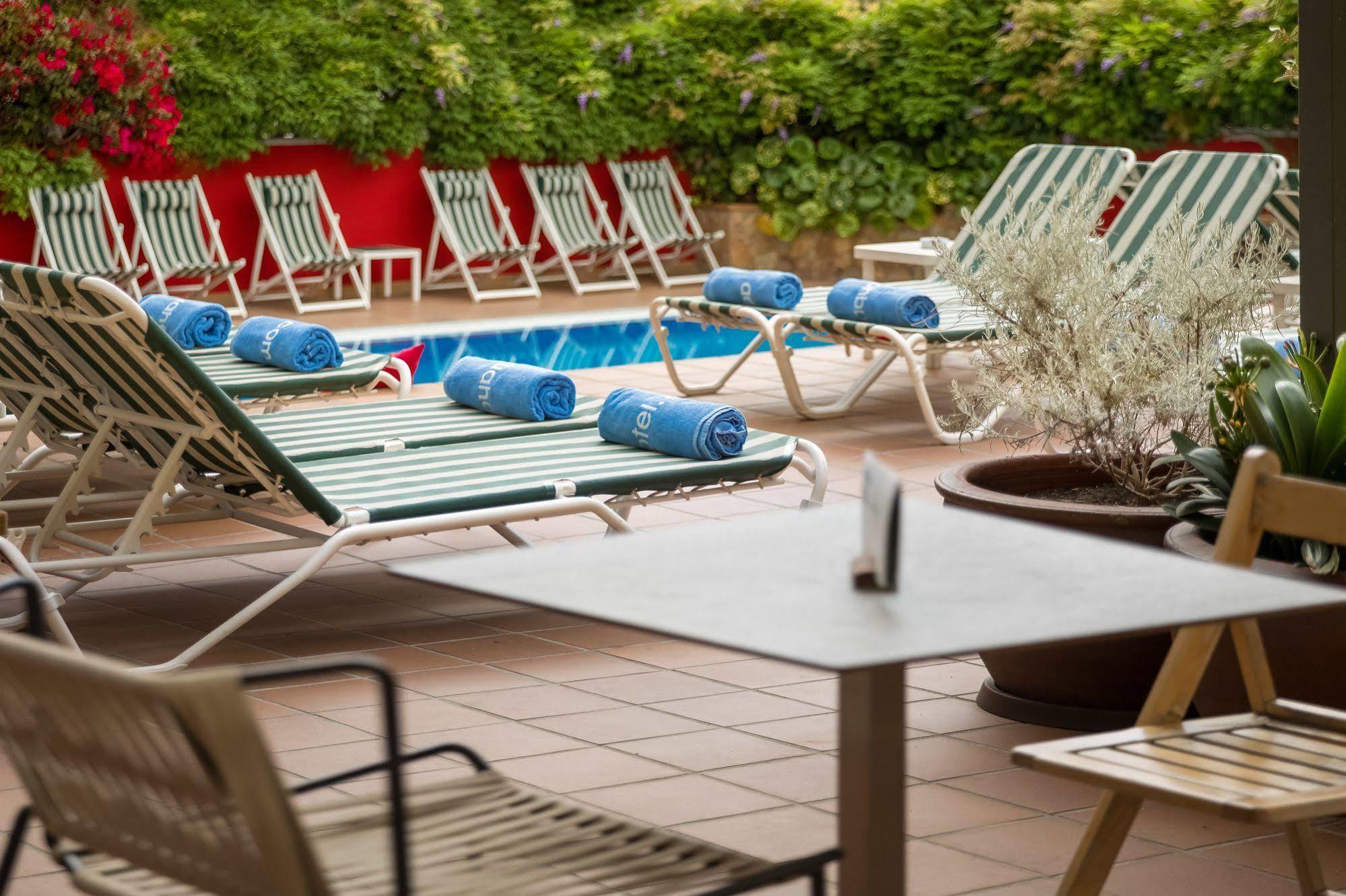 Aqua Bertran Park Hotel